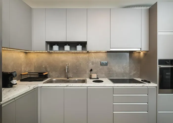 2 Bd Downtown With Private Parking 400 Meters Walk To The Σπίτι διακοπών *