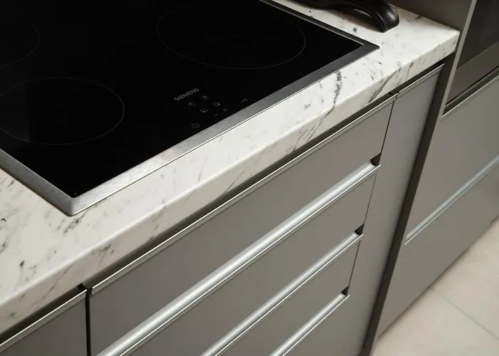 Σπίτι διακοπών 2 Bd Downtown With Private Parking 400 Meters Walk To The