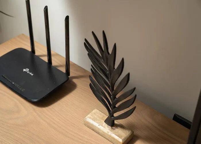 2 Bd Downtown With Private Parking 400 Meters Walk To The Χανιά