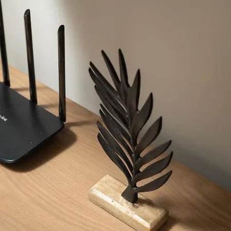 2 Bd Downtown With Private Parking 400 Meters Walk To The Ханья (Крит)