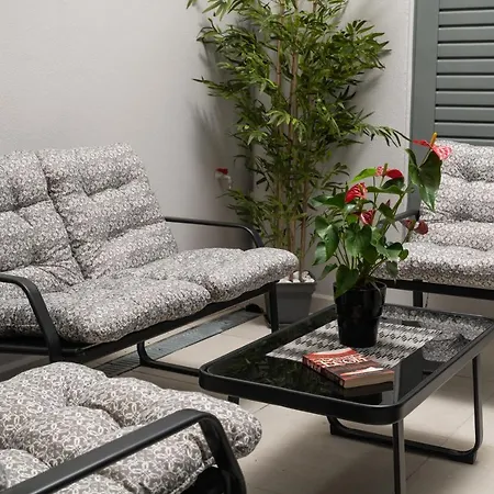 2 Bd Downtown With Private Parking 400 Meters Walk To The Feriehus