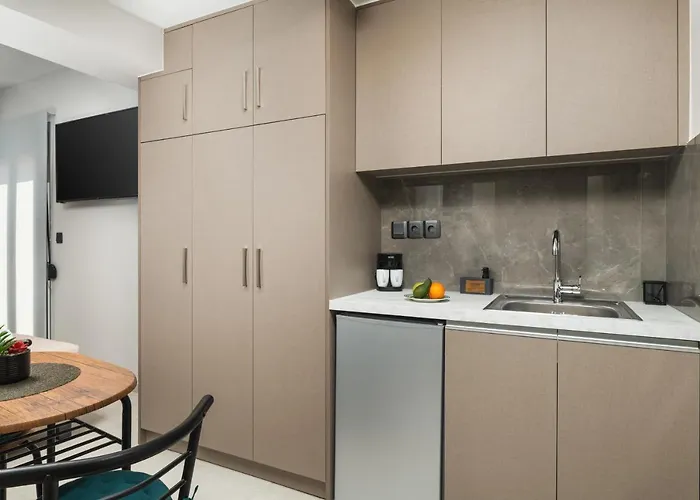 Дом отдыха 2 Bd Downtown With Private Parking 400 Meters Walk To The Ханья